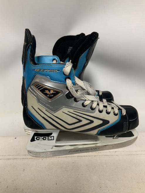 Vist Large View of Product Image Which is Used CCM VECTOR 3.0 Senior Hockey Skate Senior 8