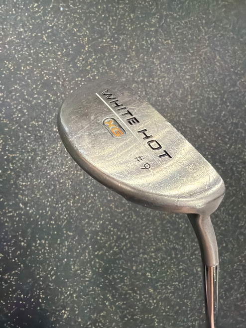 Vist Large View of Product Image Which is Used Odyssey WHITE HOT XG 9 Mens Putter RH