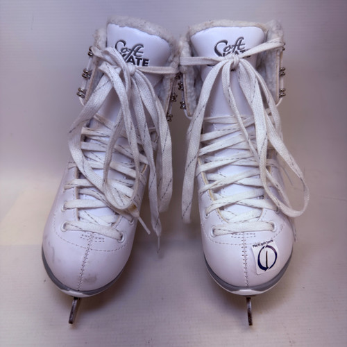 Vist Large View of Product Image Which is Used Jackson SOFT SKATE Girls Figure Skate White Junior 01