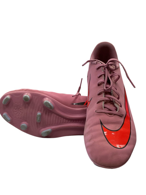 Vist Large View of Product Image Which is Used Nike Soccer Cleats Pink Senior 8.5