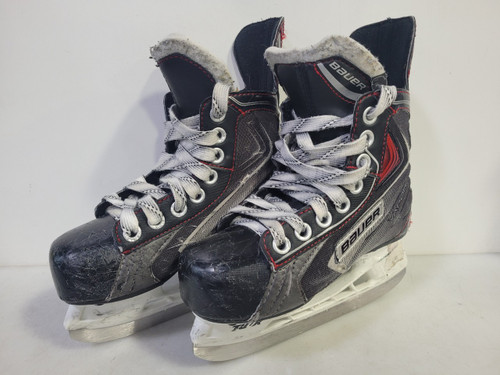 Vist Large View of Product Image Which is Used Bauer VAP X40 Youth Hockey Skate Youth 12.0