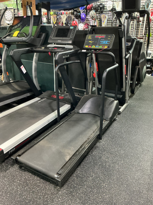 Vist Large View of Product Image Which is Used Star Trac TR900 Treadmill