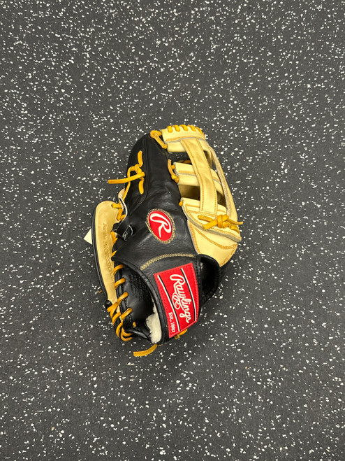 Vist Large View of Product Image Which is Used Rawlings PROS3039-6CB BB/SB Glove LH Throw Black 12 3/4"