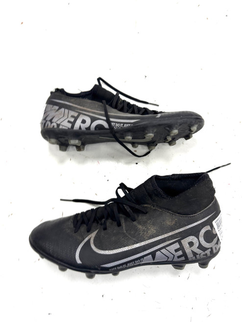 Vist Large View of Product Image Which is Used Nike Soccer Cleats Black Senior 7