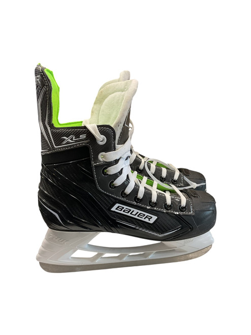Vist Large View of Product Image Which is Used Bauer XLS SZ 6 Intermediate Hockey Skate Intermediate 6.0