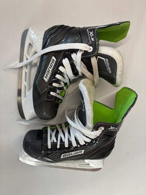 Vist Large View of Product Image Which is Used Bauer XLS Junior Hockey Skate Junior 02