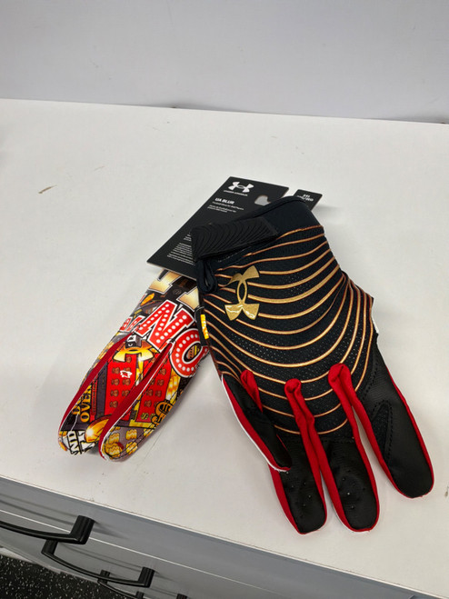 Vist Large View of Product Image Which is Used Under Armour UA BLUR WONT FOLD FB Gloves Black 2X