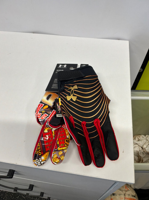 Vist Large View of Product Image Which is Used Under Armour UA BLUR WONT FOLD FB Gloves Black 2X
