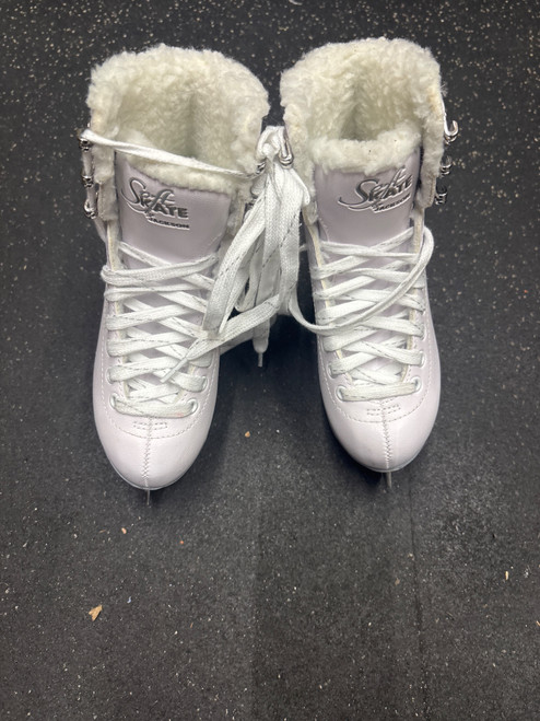 Vist Large View of Product Image Which is Used Jackson SOFT SKATE Girls Figure Skate White Junior 02