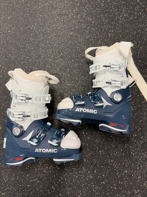Vist Large View of Product Image Which is Used Atomic HAWX PRIME 95 WMNS Womens DH Ski Boot White 225 MP - J04.5 - W5.5