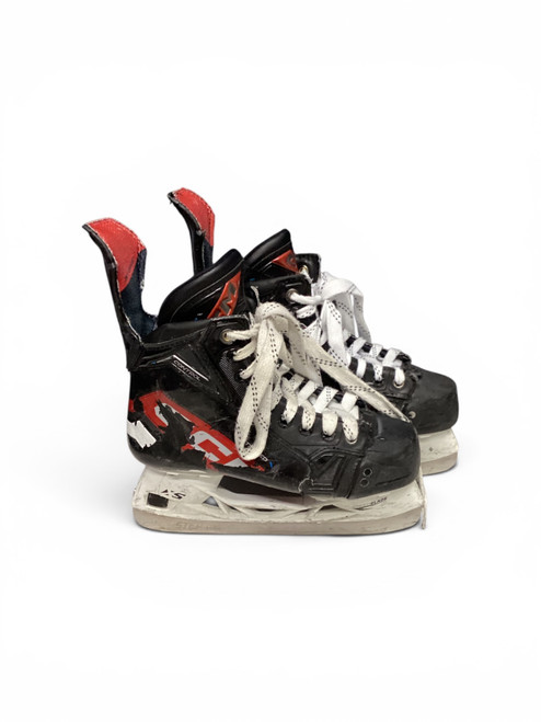 Vist Large View of Product Image Which is Used CCM JETSPEED CONTROL Intermediate Hockey Skate Intermediate 4.0