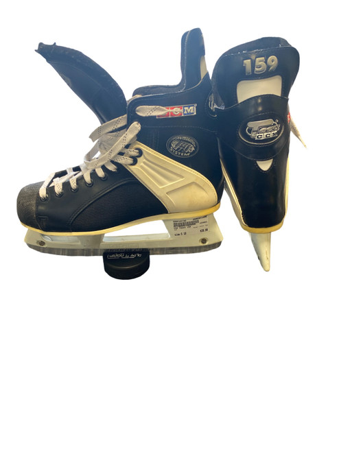 Vist Large View of Product Image Which is Used CCM TACKS 159 Senior Hockey Skate Senior 10