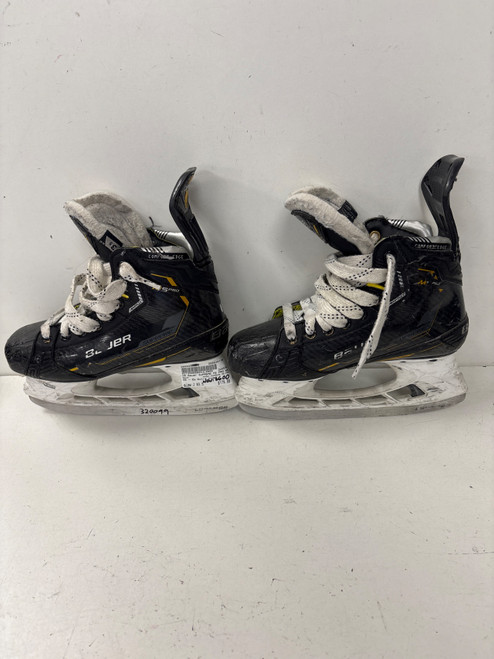 Vist Large View of Product Image Which is Used Bauer SUPREME M5 PRO Junior Hockey Skate Junior 03.5EE (new= $600)
