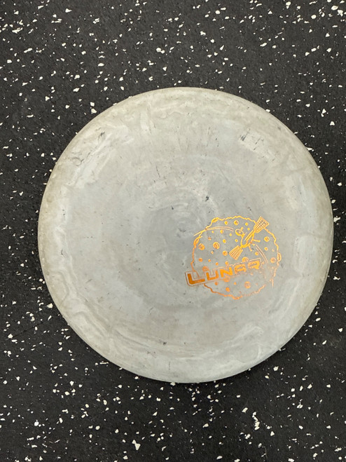Vist Large View of Product Image Which is Used Gateway LUNAR MAGIC Disc Golf Putter Grey