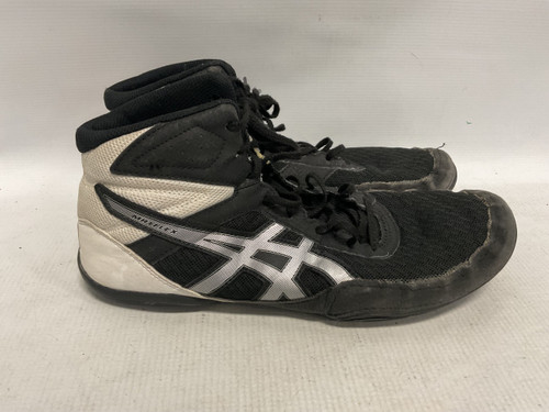 Vist Large View of Product Image Which is Used Asics Wrestling Shoes Black Senior 10.5