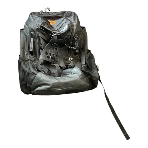 Vist Large View of Product Image Which is Used Easton WALK-OFF BB/SB Player Carry Bag Black