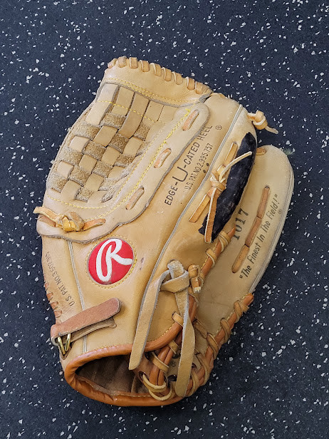 Vist Large View of Product Image Which is Used Rawlings DALE MURPHY BB/SB Glove RH Throw Brown 10 1/2"