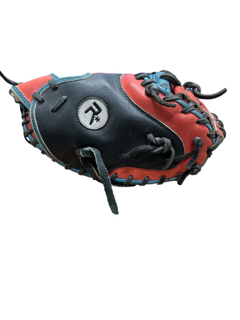 Vist Large View of Product Image Which is Used RICO SCRAP FIT LITE BB/SB Catchers RH Throw Black/Navy/Red 32 1/2"