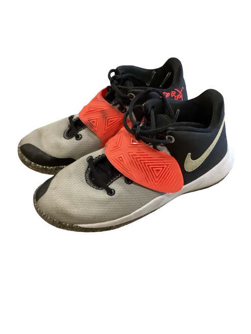 Vist Large View of Product Image Which is Used Nike Basketball Shoes Y Black And Orange Senior 5.5