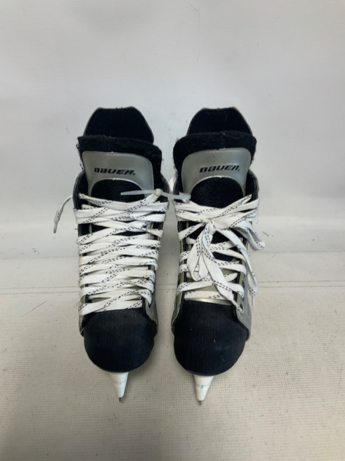 Vist Large View of Product Image Which is Used Bauer SUPEREME SILVER COMP Senior Hockey Skate Senior 5