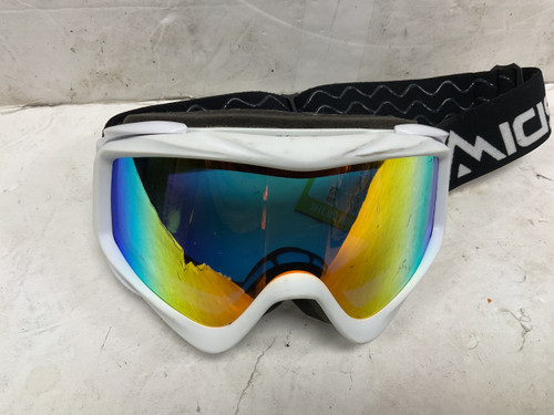 Vist Large View of Product Image Which is Used Snow Goggles Adult White