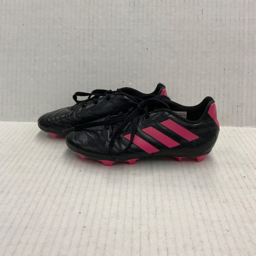 Vist Large View of Product Image Which is Used Adidas Soccer Cleats Black Junior 01