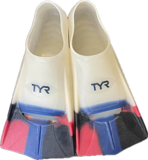 Vist Large View of Product Image Which is Used TYR Underwater Fins Clear LG