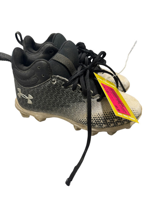 Vist Large View of Product Image Which is Used Under Armour Jr FB Cleats Black And White Junior 01
