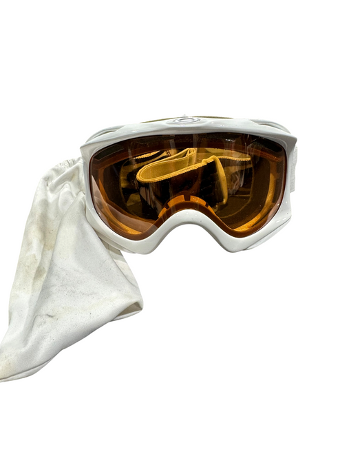 Vist Large View of Product Image Which is Used Oakley Snow Goggles Youth White