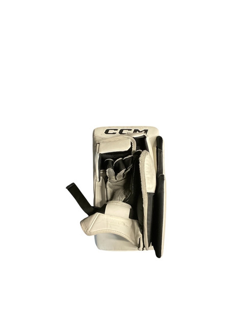 Vist Large View of Product Image Which is Used CCM CCM AXIS 2.5 JR GOALIE BLOCKER Junior Goalie Blocker White