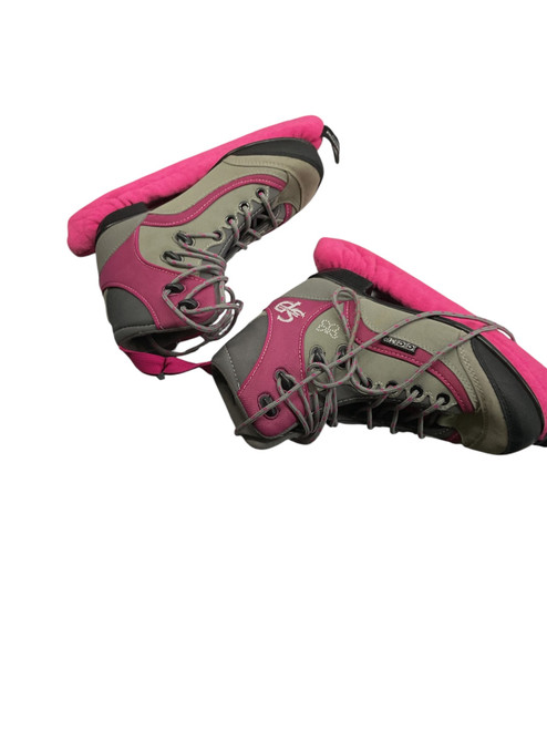 Vist Large View of Product Image Which is Used CCM JAMIE GIRL Girls Figure Skate Pink Junior 04