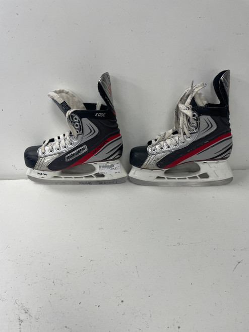 Vist Large View of Product Image Which is Used Bauer VAPOR EDGE Intermediate Hockey Skate Intermediate 4.0