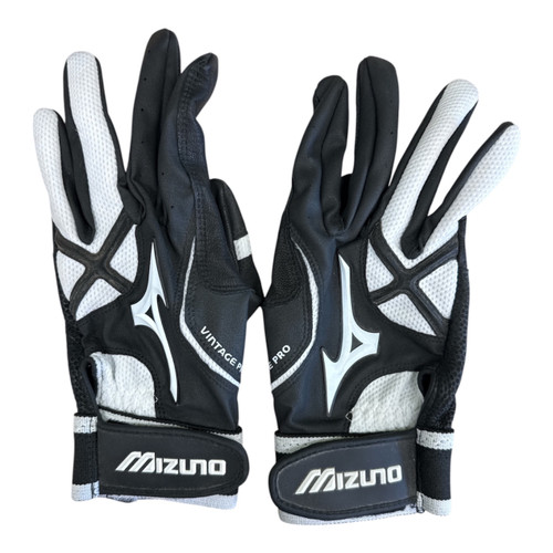 Vist Large View of Product Image Which is Batting gloves