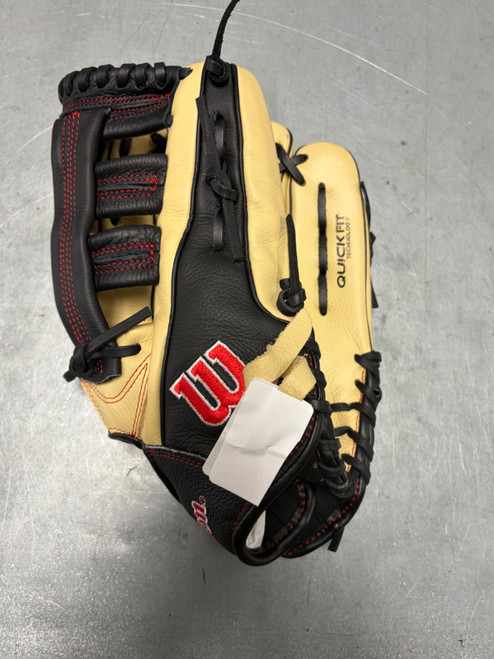 Vist Large View of Product Image Which is Used Wilson A500 BB/SB Glove RH Throw None 12 1/2"