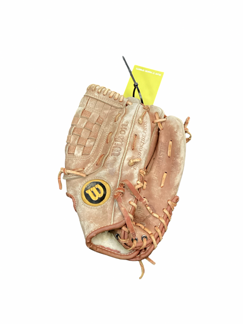 Vist Large View of Product Image Which is Used Wilson FIELDMASTER A2654 BB/SB Glove RH Throw Brown 11"