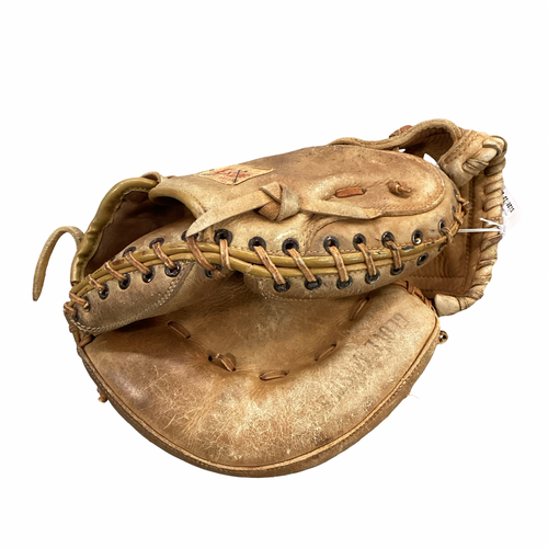Vist Large View of Product Image Which is Used CATCHERS GLOVE BB/SB First Base RH Throw Brown 13"