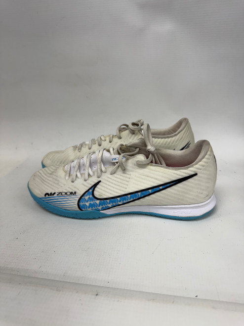 Vist Large View of Product Image Which is Used Nike Soccer Turf Shoes White Senior 7