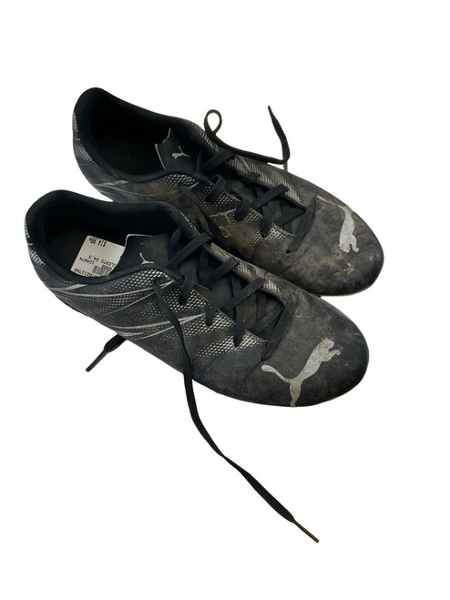 Vist Large View of Product Image Which is Used Puma Soccer Cleats Black Junior 04.5