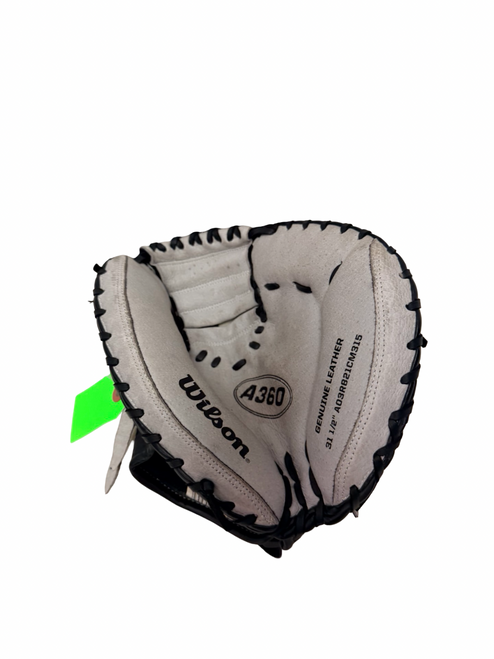 Vist Large View of Product Image Which is Used Wilson A360 A03RB21CM315 Youth Baseball Catchers Mitt RH Throw Black 31 1/2"