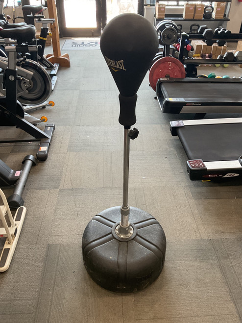 Vist Large View of Product Image Which is Used Everlast CORE REFLEX Boxing Bag Stand