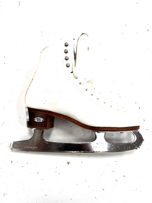 Vist Large View of Product Image Which is Used Riedell UK QUEST BLADES ONYX WomensFigure Skate White Senior 5