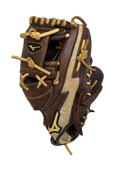 Vist Large View of Product Image Which is Used Mizuno Franchise 11.5" RHT Fastpitch Glove