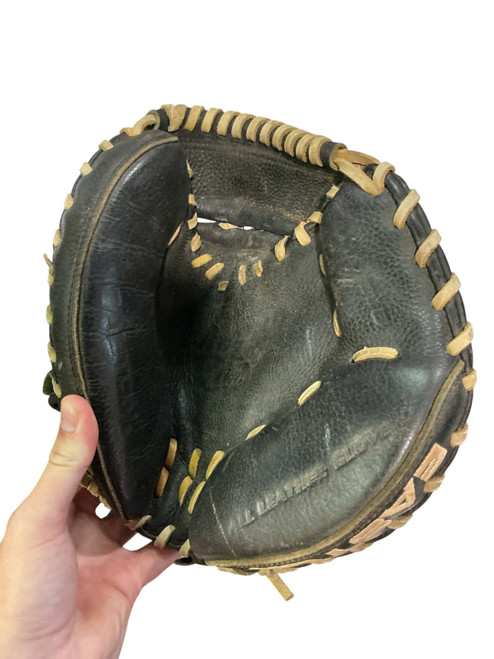 Vist Large View of Product Image Which is Used Easton BMX21B BB/SB Catchers RH Throw Black 30"