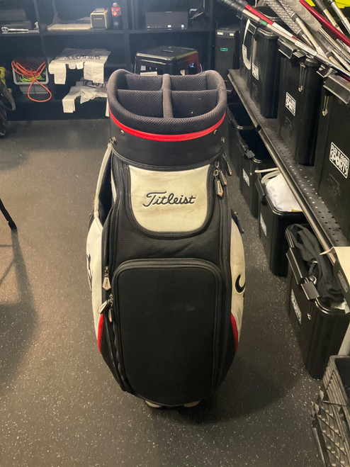 Vist Large View of Product Image Which is Used Titleist STAND BAG Mens Stand Bag Black