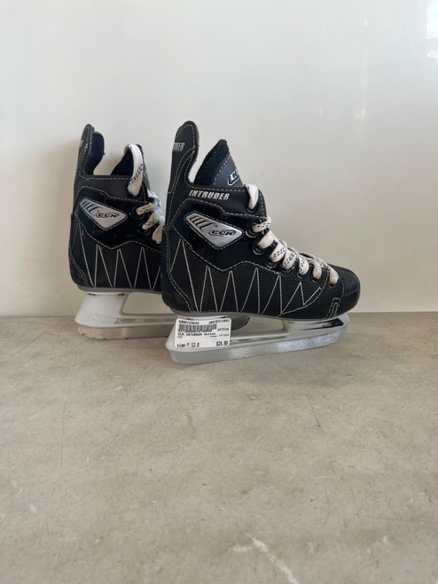 Vist Large View of Product Image Which is Used CCM INTUDER Youth Hockey Skate Youth 12.0