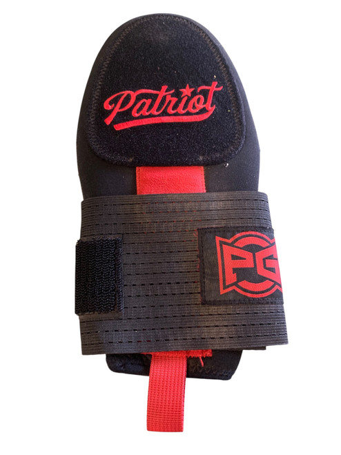 Vist Large View of Product Image Which is Used Patriot Sliding Mitt Black