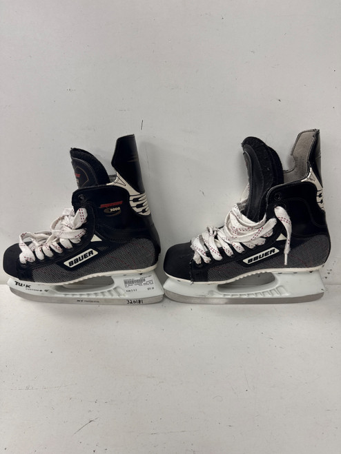 Vist Large View of Product Image Which is Used Bauer SUPREME 3000 Senior Hockey Skate Senior 8.5