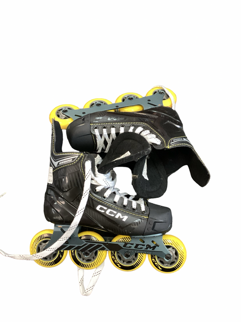 Vist Large View of Product Image Which is Used CCM SUPERTACKS 9350R Junior Rec Fitness Skates Black Junior 04