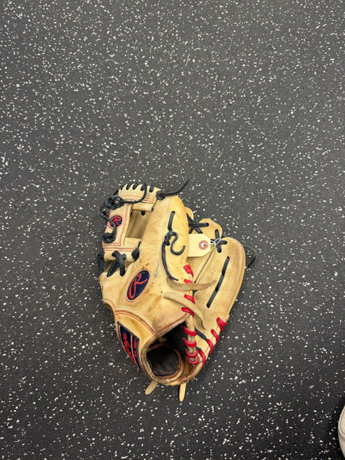 Vist Large View of Product Image Which is Used Rawlings PROR204-2CN BB/SB Glove RH Throw Brown 11 1/2"