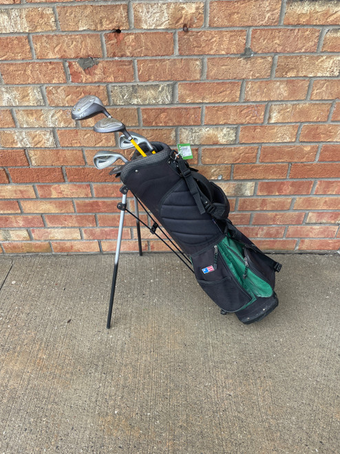 Vist Large View of Product Image Which is Used Tour Select TOURING PRO Jr Club Set RH 6 Piece